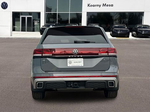 New 2025 Volkswagen Atlas Peak Edition SE AWD/4WD image 5