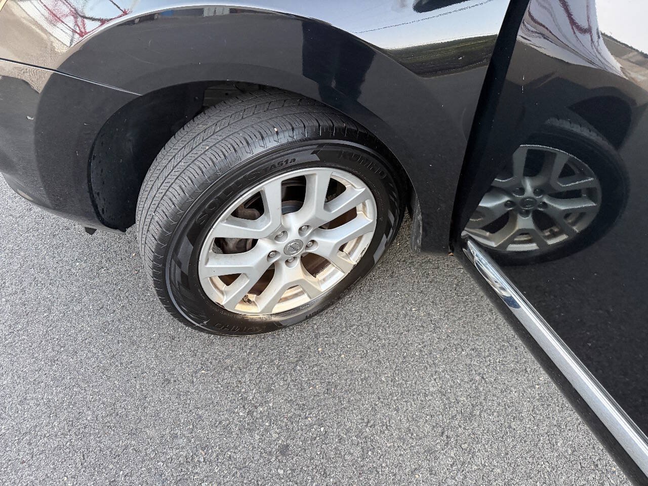 Used 2013 Nissan Rogue SL AWD/4WD image 8