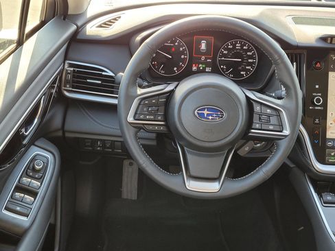 New 2025 Subaru Outback Limited image 6
