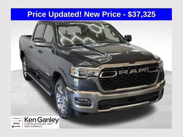 Used 2025 RAM 1500 Big Horn AWD/4WD image 1