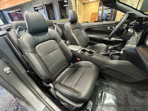 Used 2025 Ford Mustang GT Premium RWD image 24