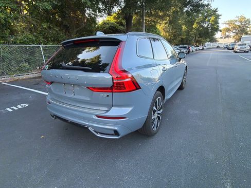 Certified 2024 Volvo XC60 B5 Plus w/ Protection Package Premier AWD/4WD image 17