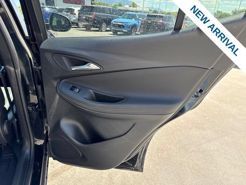Used 2022 Buick Encore GX Preferred w/ Cold Weather Comfort Package AWD/4WD image 12