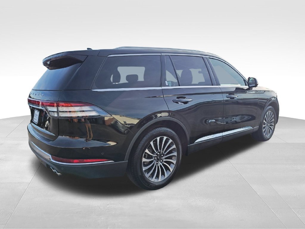 Used 2023 Lincoln Aviator Reserve w/ Equipment Group 201A AWD/4WD image 5