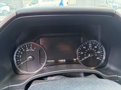 Used 2019 Ford Expedition XLT w/ Equipment Group 202A image 16