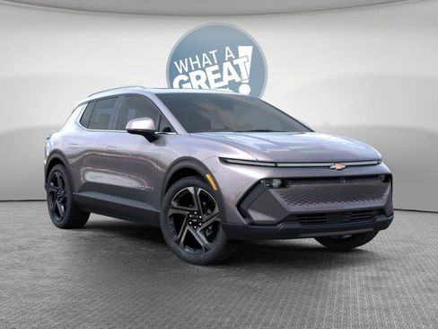 New 2026 Chevrolet Equinox EV LT w/ Convenience Package II FWD image 1