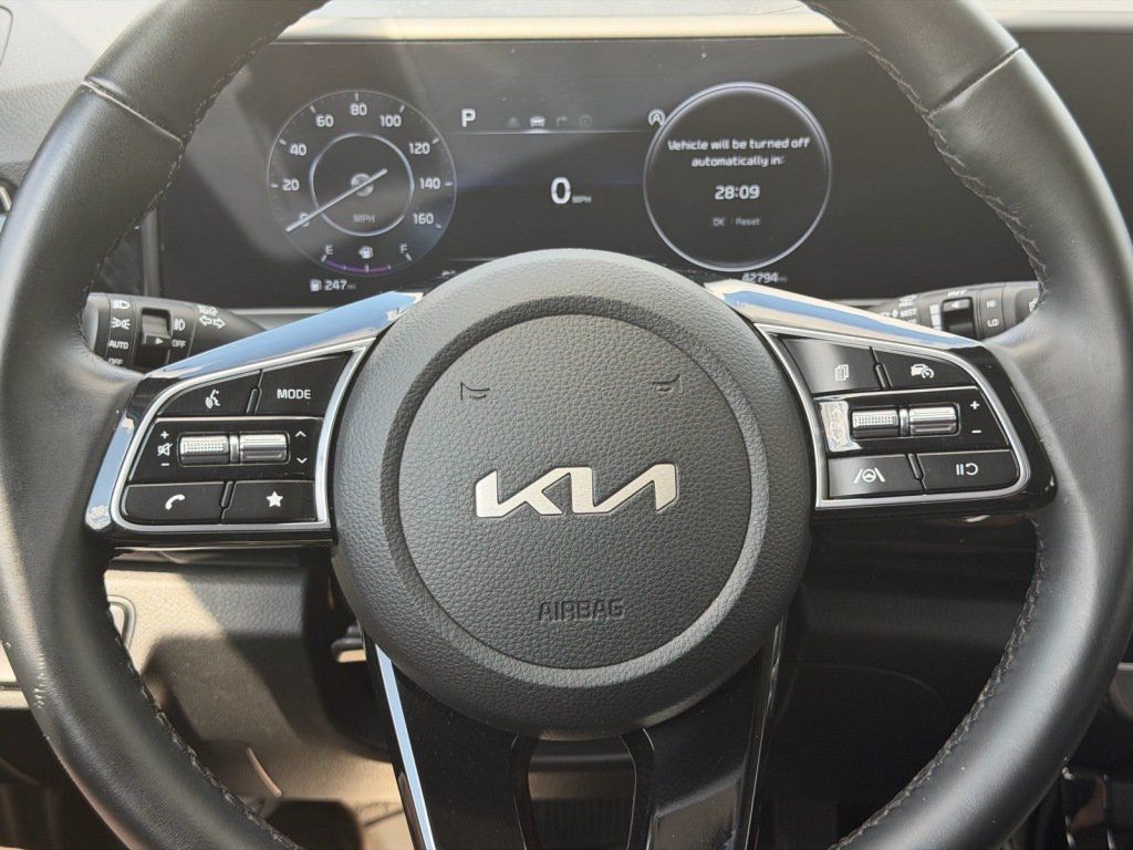 Used 2024 Kia Seltos S AWD/4WD image 14