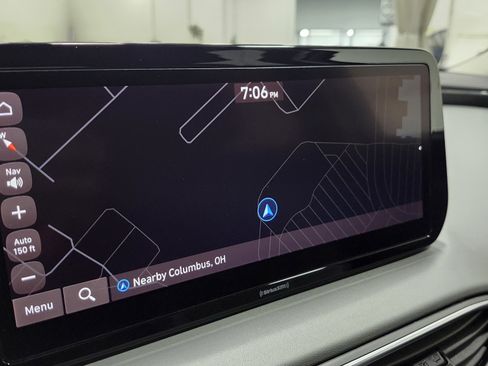 Used 2023 Hyundai Santa Fe SEL image 2