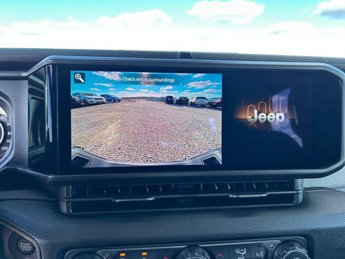 New 2026 Jeep Gladiator Willys image 29