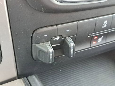 Used 2016 RAM 1500 Big Horn image 18