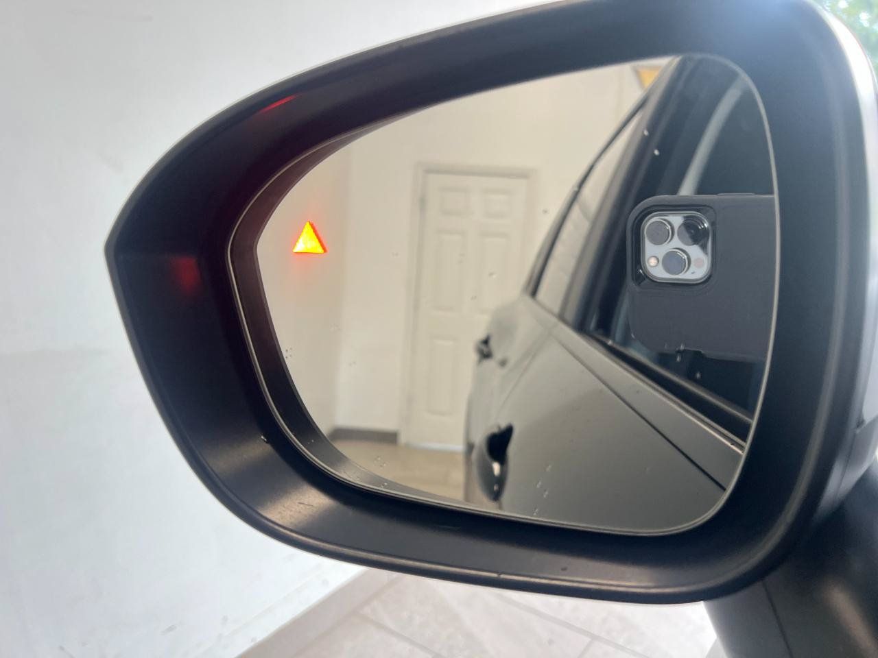 Used 2024 Nissan Rogue SV FWD image 50