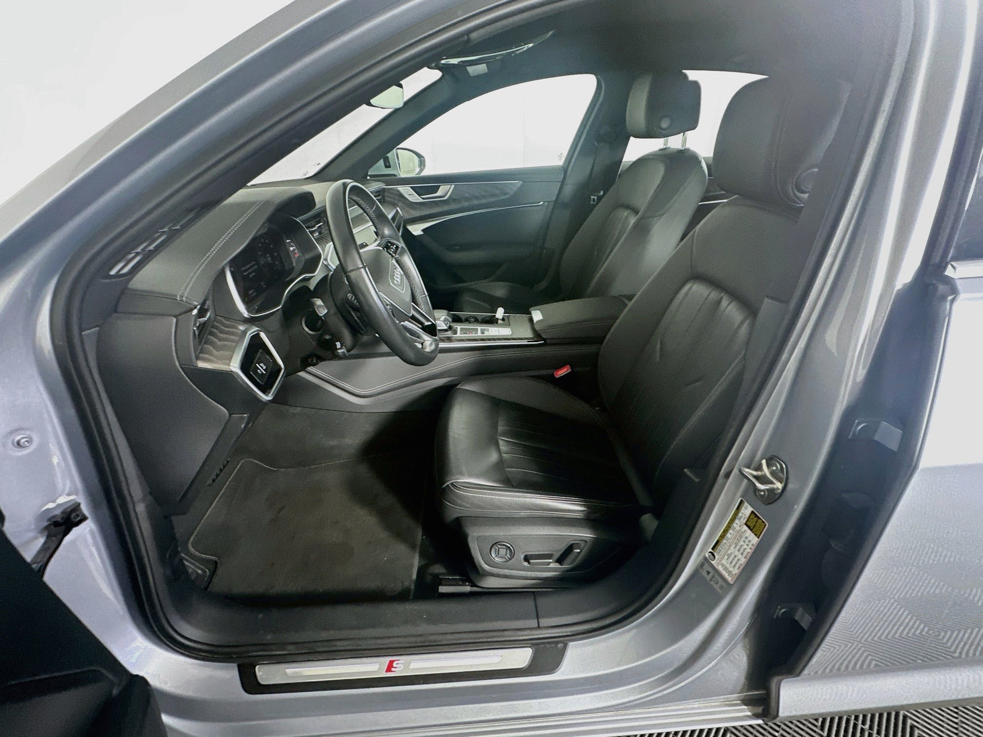 Used 2024 Audi A6 Premium Plus AWD/4WD image 13