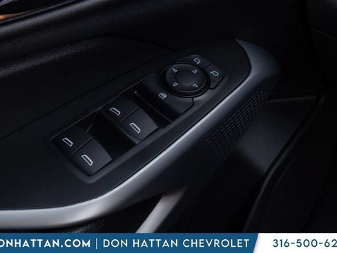 New 2026 Chevrolet Trax RS w/ Sunroof Package FWD image 12
