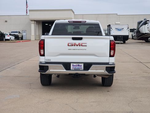 Used 2024 GMC Sierra 1500 Pro w/ Pro Value Package image 8