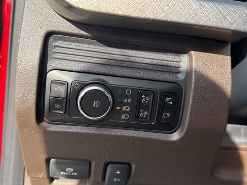 New 2025 Ford F250 King Ranch w/ Chrome Package image 24