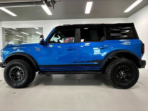 Used 2021 Ford Bronco Wildtrak image 3