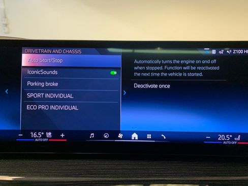 Used 2024 BMW X7 xDrive40i w/ Executive Package image 41