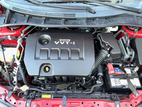 Used 2010 Toyota Corolla LE FWD image 24