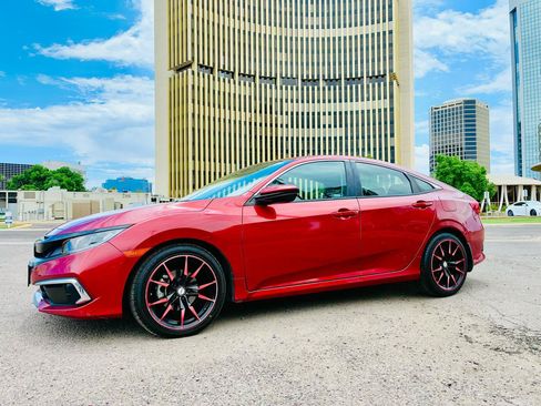 Used 2020 Honda Civic LX image 4