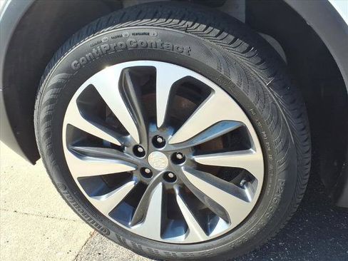 Certified 2022 Buick Encore Preferred w/ Safety Package image 7