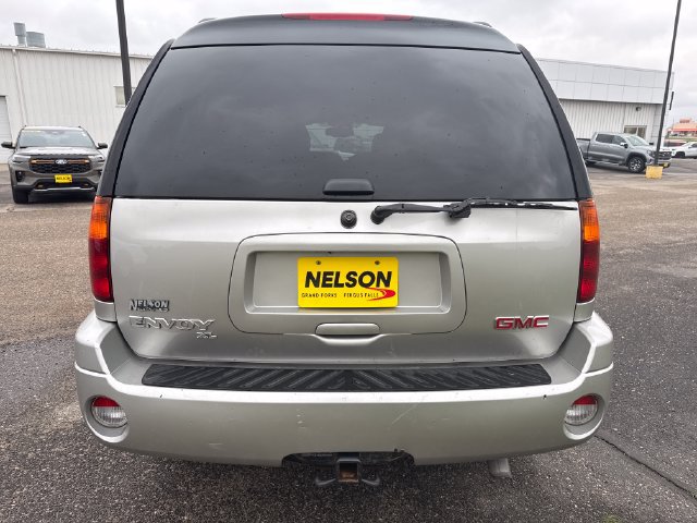 Used 2004 GMC Envoy XL SLT w/ 1SD Preferred Equipment Group AWD/4WD image 4
