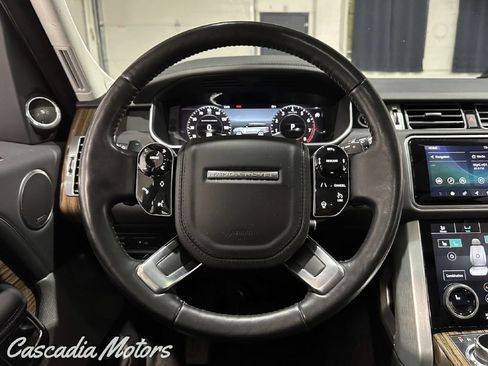 Used 2018 Land Rover Range Rover Supercharged AWD/4WD image 36