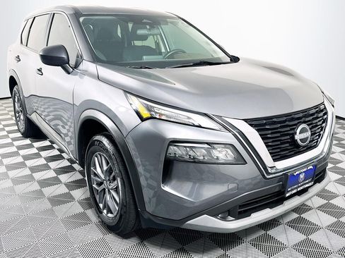 Used 2023 Nissan Rogue S AWD/4WD image 28