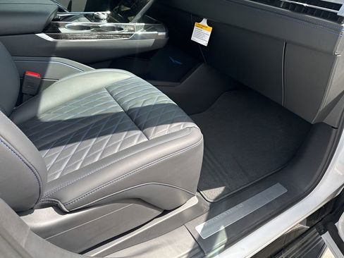 New 2025 Cadillac Escalade IQ Sport 1 image 16