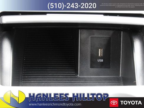 Used 2023 Hyundai Kona SE image 23