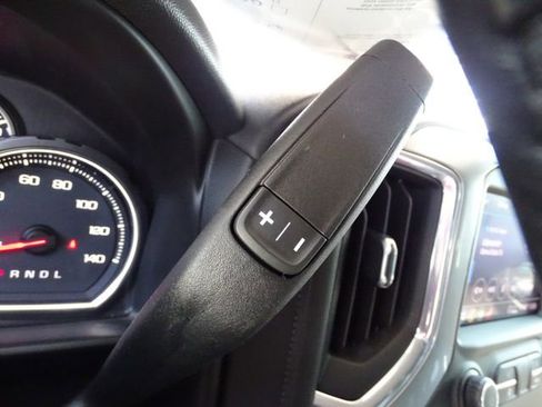 Used 2021 Chevrolet Silverado 1500 LT Trail Boss w/ Convenience Package II AWD/4WD image 17