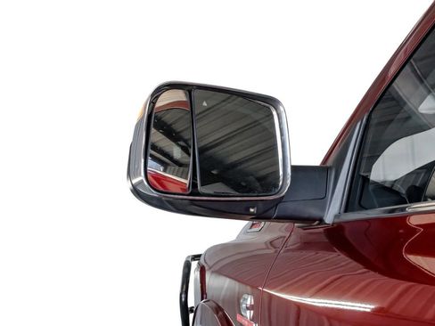 Used 2019 RAM 2500 Laramie image 41