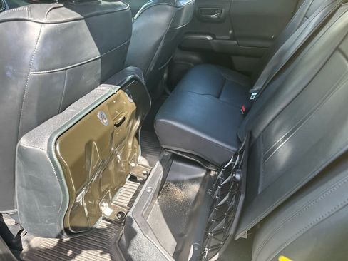 Used 2023 Toyota Tacoma TRD Sport RWD image 27