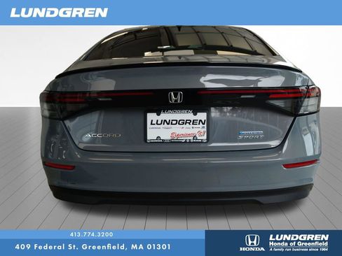 Used 2023 Honda Accord Sport image 8