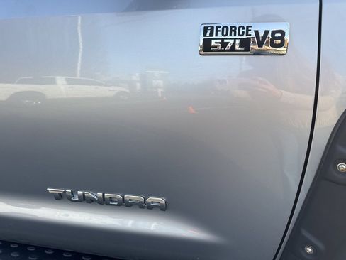 Used 2014 Toyota Tundra SR5 image 10
