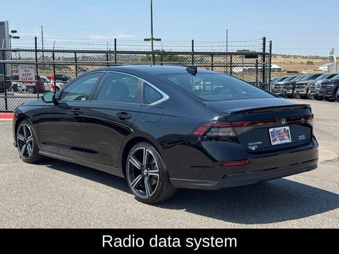 Used 2023 Honda Accord Sport image 4