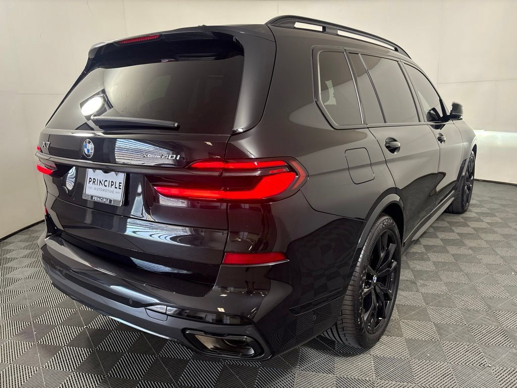 Certified 2026 BMW X7 xDrive40i AWD/4WD image 5