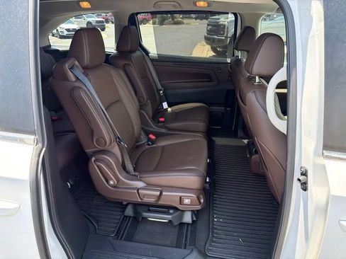 Used 2025 Honda Odyssey Touring image 28