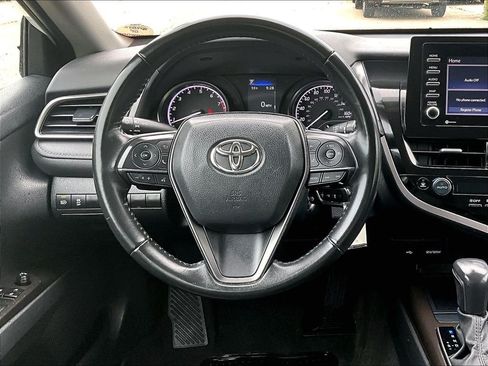 Used 2023 Toyota Camry SE FWD image 17