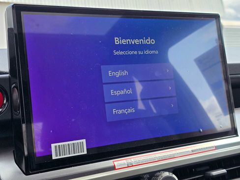 Used 2025 Toyota Tacoma TRD Sport image 29