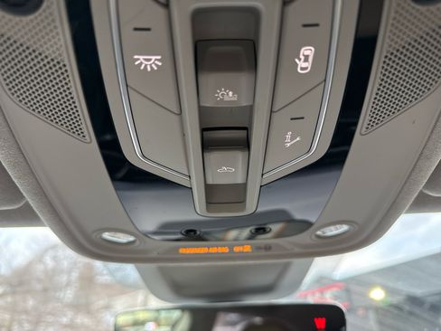 Used 2021 Audi Q8 Prestige w/ Prestige Package image 58