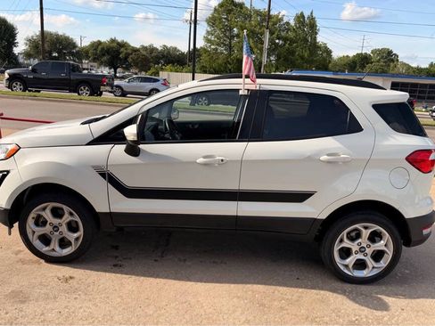 Used 2022 Ford EcoSport SE w/ SE Appearance Package AWD/4WD image 2