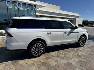 New 2025 Lincoln Navigator L Black Label video 2