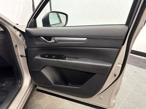 Used 2025 MAZDA CX-5 AWD 2.5 S w/ Preferred Package image 15