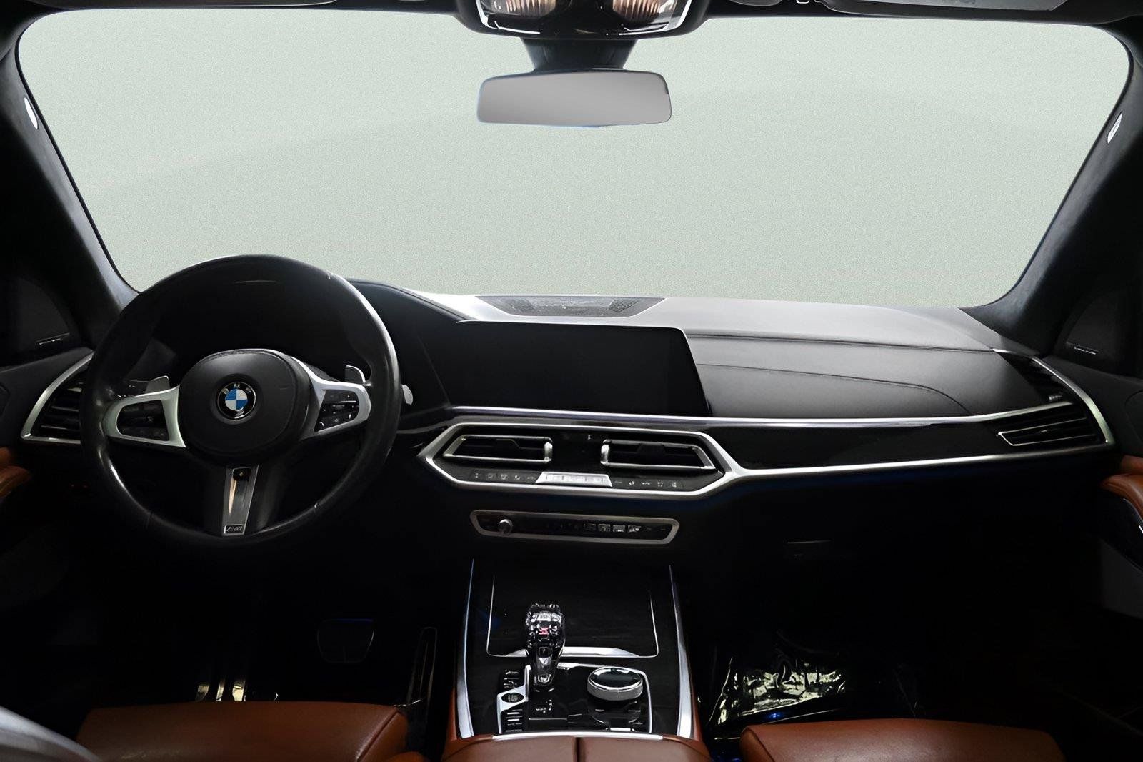 Used 2020 BMW X7 xDrive40i w/ M Sport Package AWD/4WD image 14