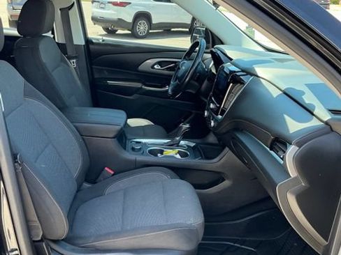 Used 2020 Chevrolet Traverse LT AWD/4WD image 14