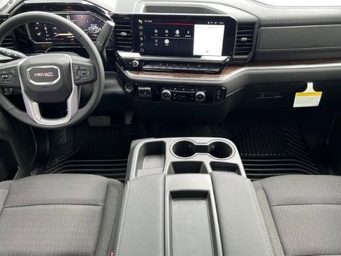 New 2026 GMC Sierra 2500 SLE AWD/4WD image 14