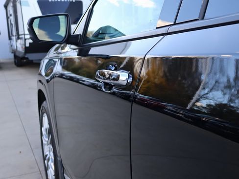 Certified 2024 GMC Terrain Denali w/ Denali Premium Package image 10