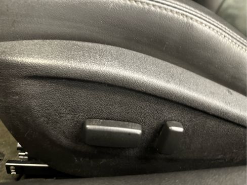 Used 2015 Chevrolet Camaro LT image 13