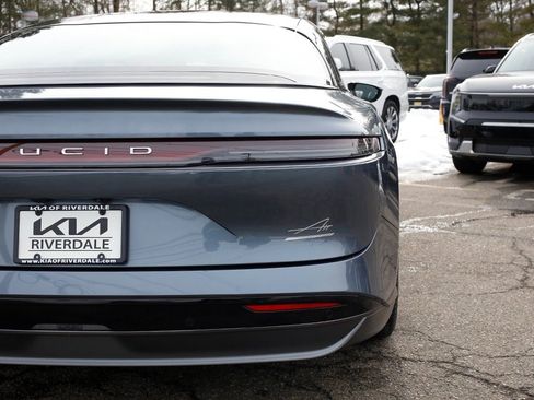 Used 2024 Lucid Air Touring image 17