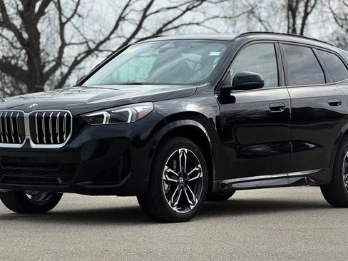 New 2026 BMW X1 xDrive28i w/ Technology Package AWD/4WD image 1